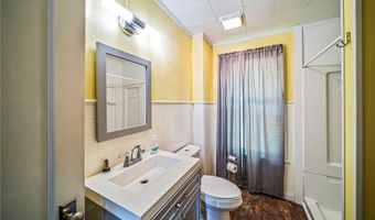 6327 Bales Ct, Ashtabula, OH 44004