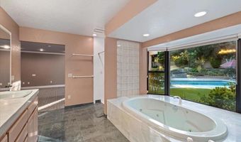 1440 Via Valente, Escondido, CA 92029