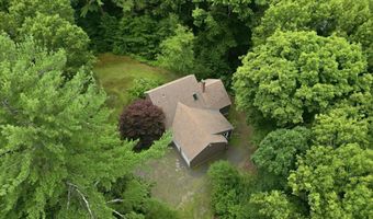 232 Gold St, Belchertown, MA 01007