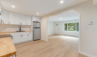 13 Poplar Dr, Albrightsville, PA 18210