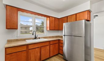 102 NW Sharmin Dr, Ankeny, IA 50023