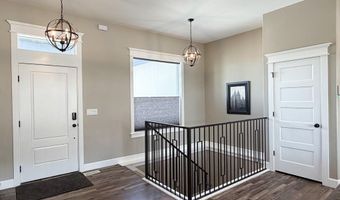 6560 E Crown Cres, Ammon, ID 83406