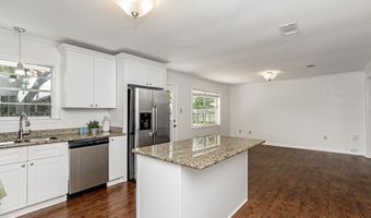 7809 Blake Dr, Baton Rouge, LA 70817