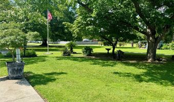 300 Blackmon St S, Bethune, SC 29009