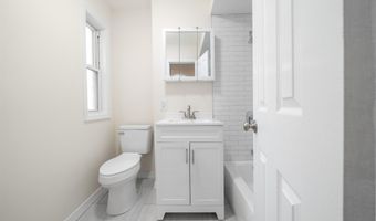 34 E 32ND St C5, Bayonne, NJ 07002