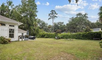 15 Palmetto Beach Dr, Bluffton, SC 29910