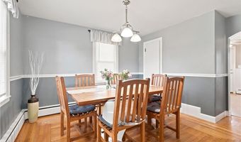 142 Mowry Ave, Cumberland, RI 02864