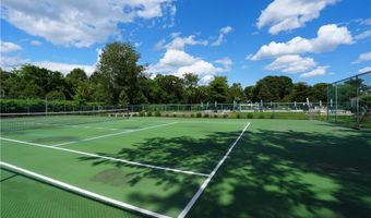 40 Web Ave 214, North Kingstown, RI 02852