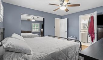 4534 LA SALLE Ave, Alexandria, VA 22304