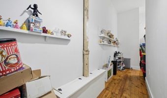 318 Front St, White, NJ 07823