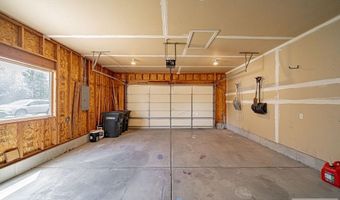 3889 Taylorview Ln, Ammon, ID 83406