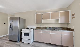 165 Hilton Ave NW, Albuquerque, NM 87107