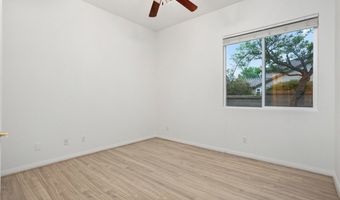 608 Inverlochy Dr, Fallbrook, CA 92028