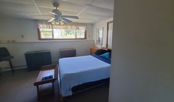 41 Dana Dr, Bangor, ME 04401