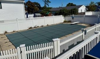 1245 Longboat Ave, Beachwood, NJ 08722