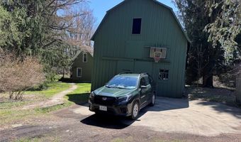 83 High St, Angelica, NY 14709