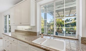 8010 Calle Pinon, Carlsbad, CA 92009