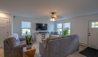 28 Firefly Ln, Bangor, ME 04401