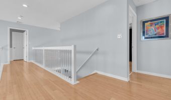 26 Jib Ct, Bayville, NJ 08721