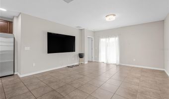 5149 WHITE CHICORY Dr, Apollo Beach, FL 33572