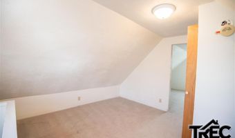 309 E 4th St, Powell, WY 82435