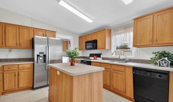 390 Lobo Ln, Chino Valley, AZ 86323