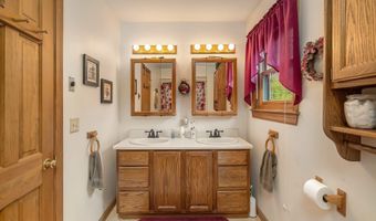 65 Paquette Rd, Bethel, VT 05060