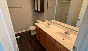 9335 Polaris Green Dr, Columbus, OH 43240