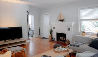 301 ADAMS St B, Annapolis, MD 21403