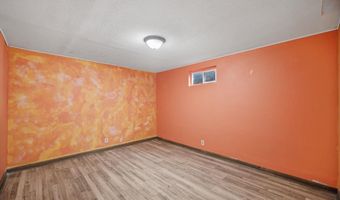 4105 RANGEVIEW Dr, Cheyenne, WY 82001