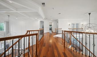 43582 OLD KINDERHOOK Dr, Ashburn, VA 20147