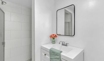 1029 Rainbow Valley Ct, Fallbrook, CA 92028