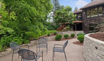 8312 140th Street Ct, Apple Valley, MN 55124
