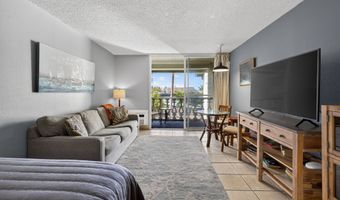75-5776 KUAKINI Hwy 349, Kailua Kona, HI 96740