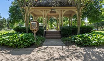5841 Lafayette Ln, Ann Arbor, MI 48103