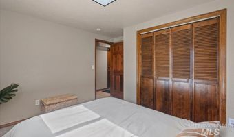 502 Lake Cascade Pkwy 6, Cascade, ID 83611