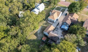 118 E Broadway Ave, Augusta, KS 67010