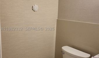 1020 94th St 502, Bay Harbor Islands, FL 33154