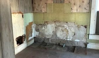 1013 Commercial St, Atchison, KS 66002