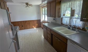 1608 Plainview Ln, Albert Lea, MN 56007