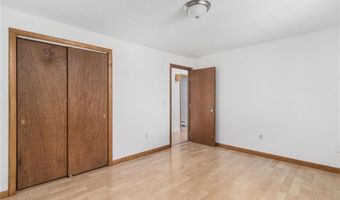 24 Seneca St, Coventry, RI 02816
