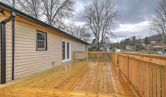 163 Valley View Dr, Abingdon, VA 24210