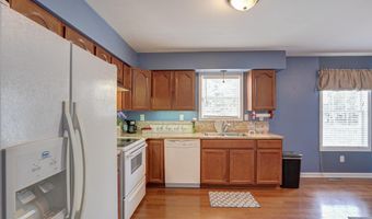 10228 BAYSIDE Dr, Dover, DE 19901