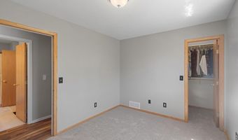 741 Morrison Ave S, Annandale, MN 55302