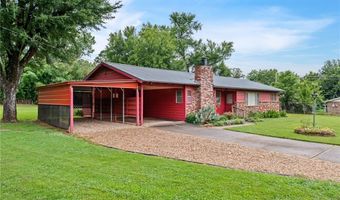 803 8th St, Barling, AR 72923