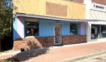110 S Hutchinson, Adel, GA 31620