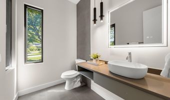3112 N ROSSER St, Alexandria, VA 22311