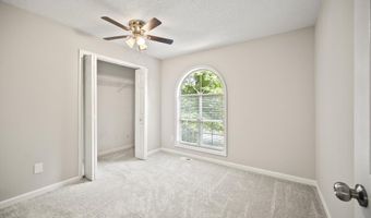 990 Trestle Dr, Austell, GA 30106
