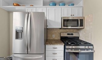 677 Somerset Ter NE 2D, Atlanta, GA 30306