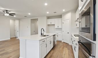 336 Bushwack Dr Plan: Makenzie, Adkins, TX 78101